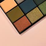 Technic 15 Shades Pressed Pigments Eyeshadow Palette - Cinnamon Swirl